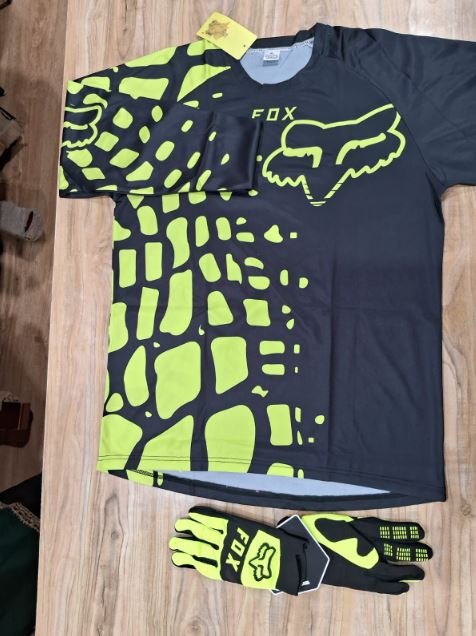 fox (men’s riding full sleeve jersey + fox gloves set cambo) introswag (size xl) fox (men’s riding full sleeve jersey + fox gloves set cambo) introswag (size xl)